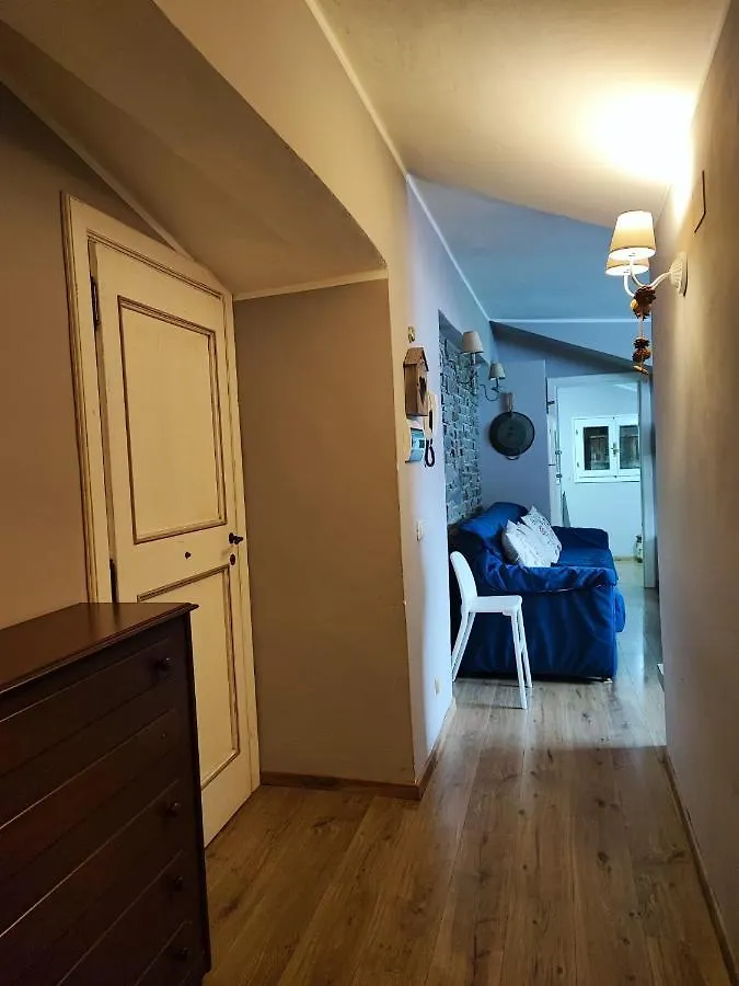 Mansarda Shabby Chic Apartment Fiumalbo Italy